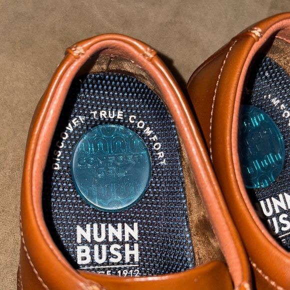 Brown Leather Oxford Shoes with Cap Toe - Picture 2 of 8